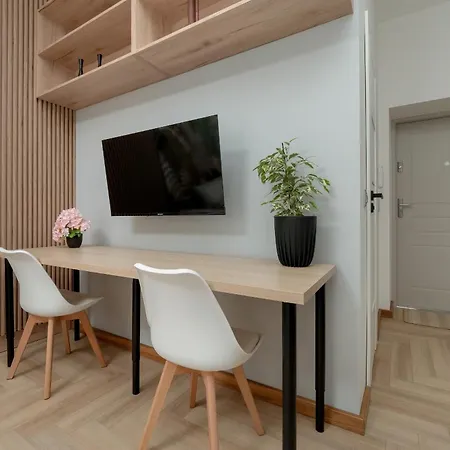 Beautiful Apartment For 2 Nafabrycznej By Noclegi Renters Lodz  Exterior photo